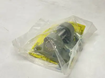 CQ-D032 | SMC  Double Clevis Rear Mounting Bracket - New