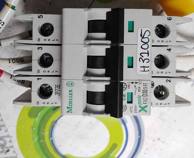 Used MOELLER EATON FAZ-D30/3-RT Circuit Breakers | SMT Resource #484964