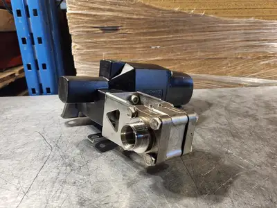 USED SWAGELOK SS-S65PS16