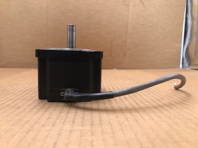 LIN Engineering 8718S-35S-01RO Hybrid Stepper Motor 051315 5.88A 1.8°