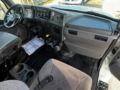 Used 2020 INTERNATIONAL MV607 Box trucks Florida US | Truck and Van Outlet #1509202