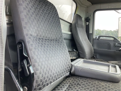USED 2006 GMC W4500
