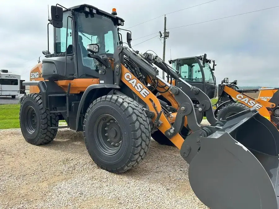 USED 2018 Case 521G