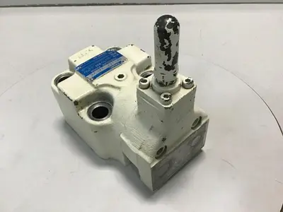 USED TOKIMEC VICKERS DGMFN-5-X-A2H-B2H-30J