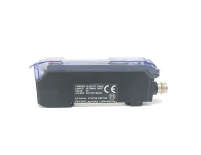 Keyence FS-V31CP Fiber Amplifier, Main Unit, PNP M8 4-Pin