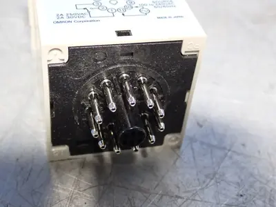 Used OMRON E2CAK4A Relays & Switches | HGR 24 #739069