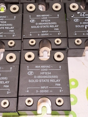 HFS34 D-480A80ZS (555) SOLID STATE RELAY 3-32VDC 80A 480VAC