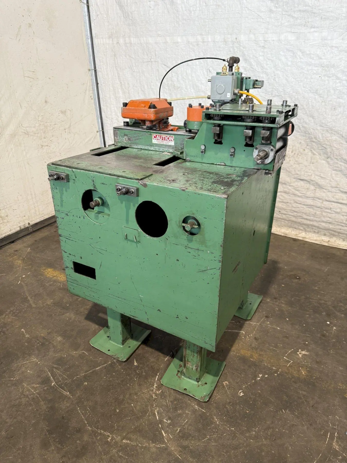 AIR FEEDER/STRAIGHTENER. STOCK # 0886225