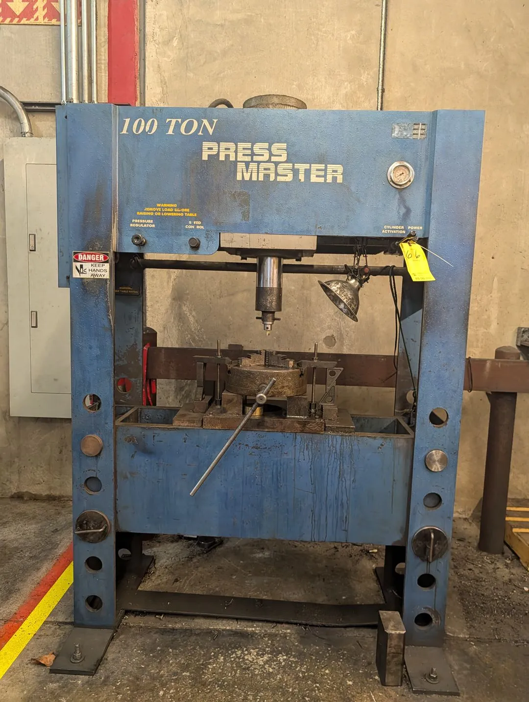 Used _UNKNOWN_ _UNKNOWN_ Hydraulic Presses Texas US | IRS Auction #1320671
