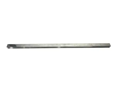 USED HIWIN LINEAR GUIDE RAIL 15MM WIDE 415MM OVERALL LENGTH RUSTED