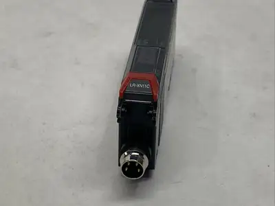 USED KEYENCE LASER AMPLIFIER MAIN UNIT M8 CONNECTOR TYPE