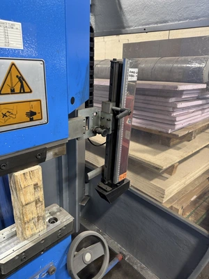USED 2012 ADIRA P-0212