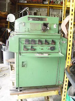 USED 1983 GIDDINGS LEWIS HR-947