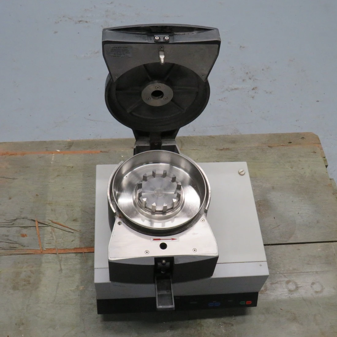 USED RETSCH ZM100