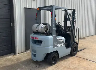 Used 2009 Nissan MP1F1A20LV Internal Combustion Forklifts: Pneumatic Tire New York US | United Lift #1446743
