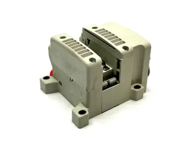 VV5QC11-02N3FD0-S | SMC  Plug-In Manifold Base - Used