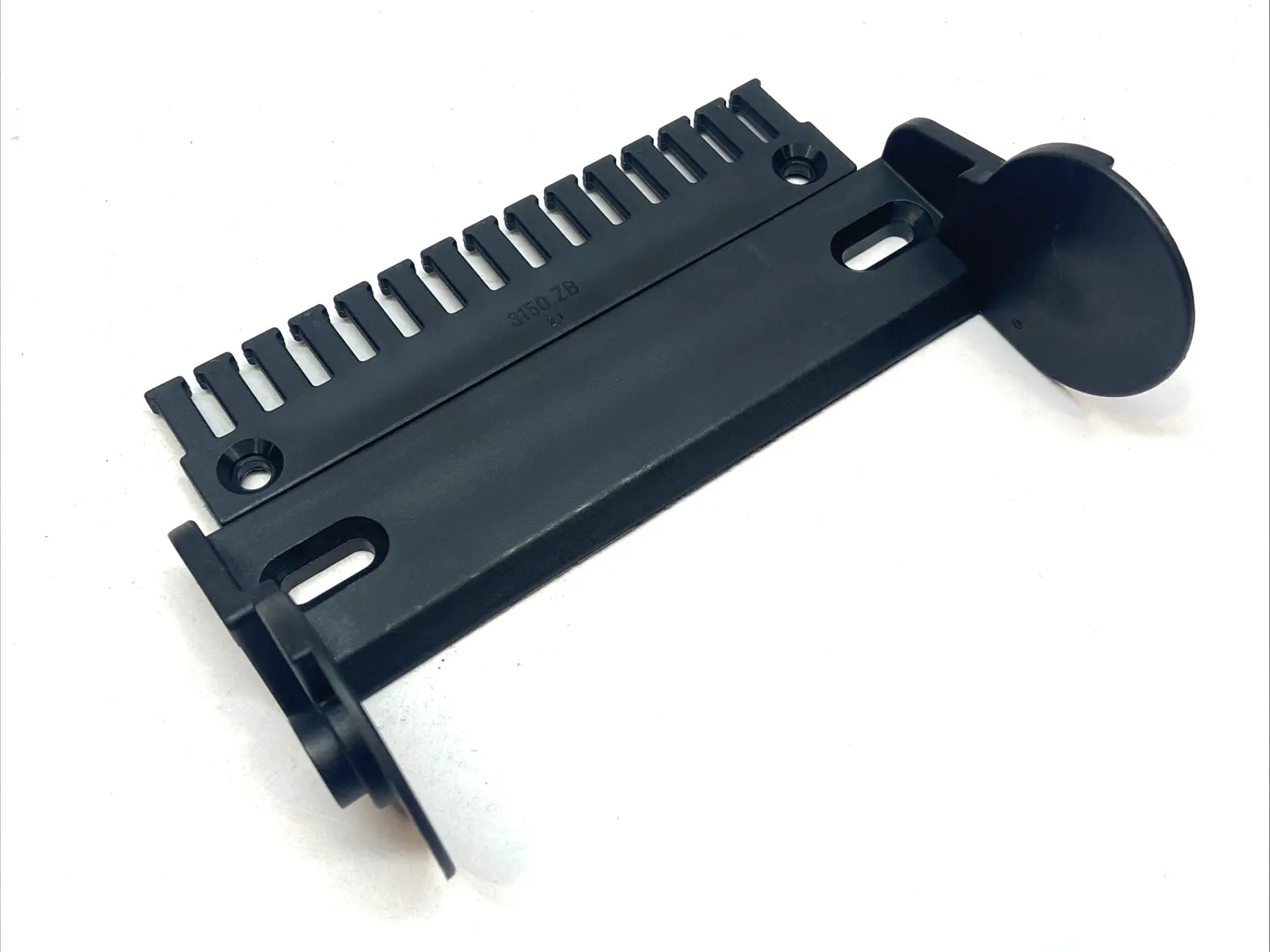 USED IGUS ENERGY CHAIN PIVOTING MOUNTING BRACKET
