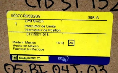 NEW SQUARE D 9007CR65B2S9 LIMIT SWITCH SER.A