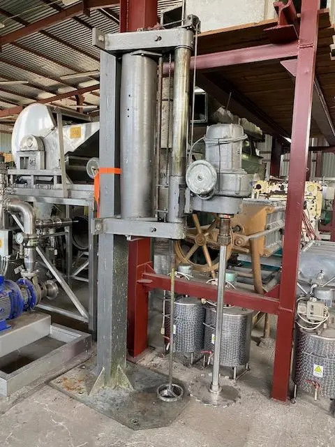 1,84 kW Vertical Agitator / Dissolve Stainless Steel Contact Parts