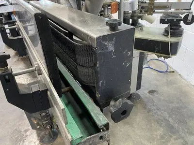 C&G Front & Back Bottle Labeller