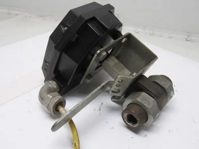 Moniteur Devices FFNB-1120 Watchman Pneumatic Valve Position Transmitter 1/2"NPT