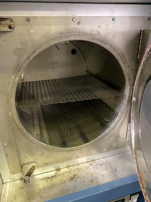 BLUE M VO-19C VACUUM OVEN - 200C