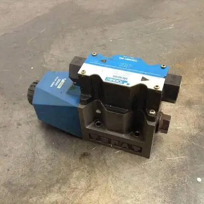 USED VICKERS DG4V56BLMP7LH740