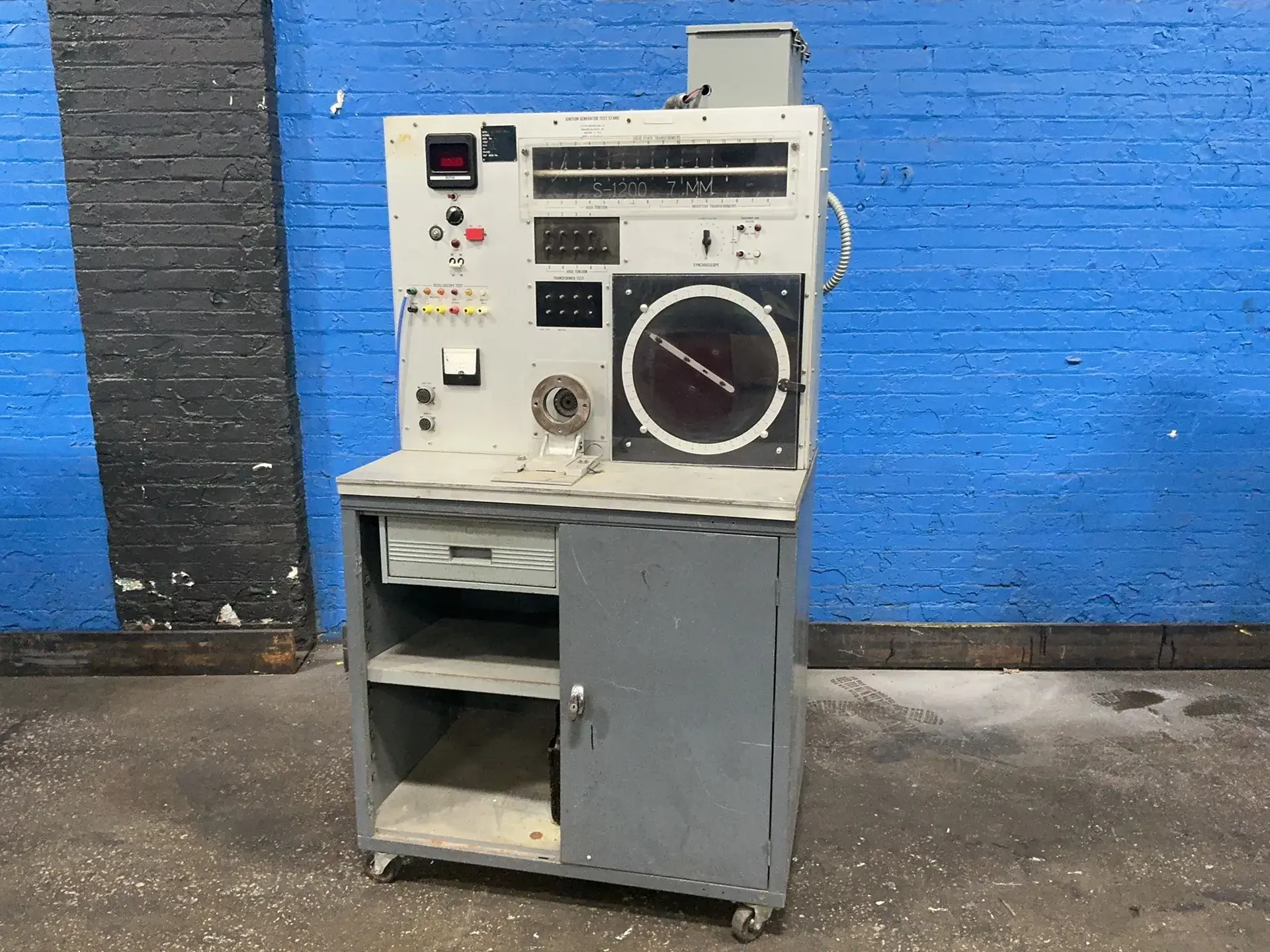 Used WAHLBERGMCCREARY B Test Benches Ohio US | HGR 24 #1251142