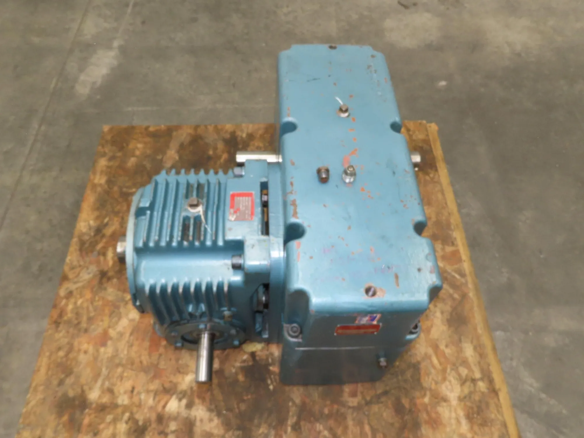 Camco 900P4H72-270 Rotary Index Drive 4 Stops 2" Output 40:1 Gear Reducer 5Hp