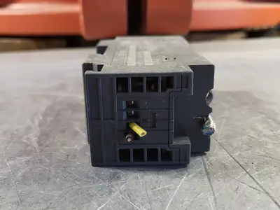 USED SIEMENS 6ES7 972-0AA01-0XA0