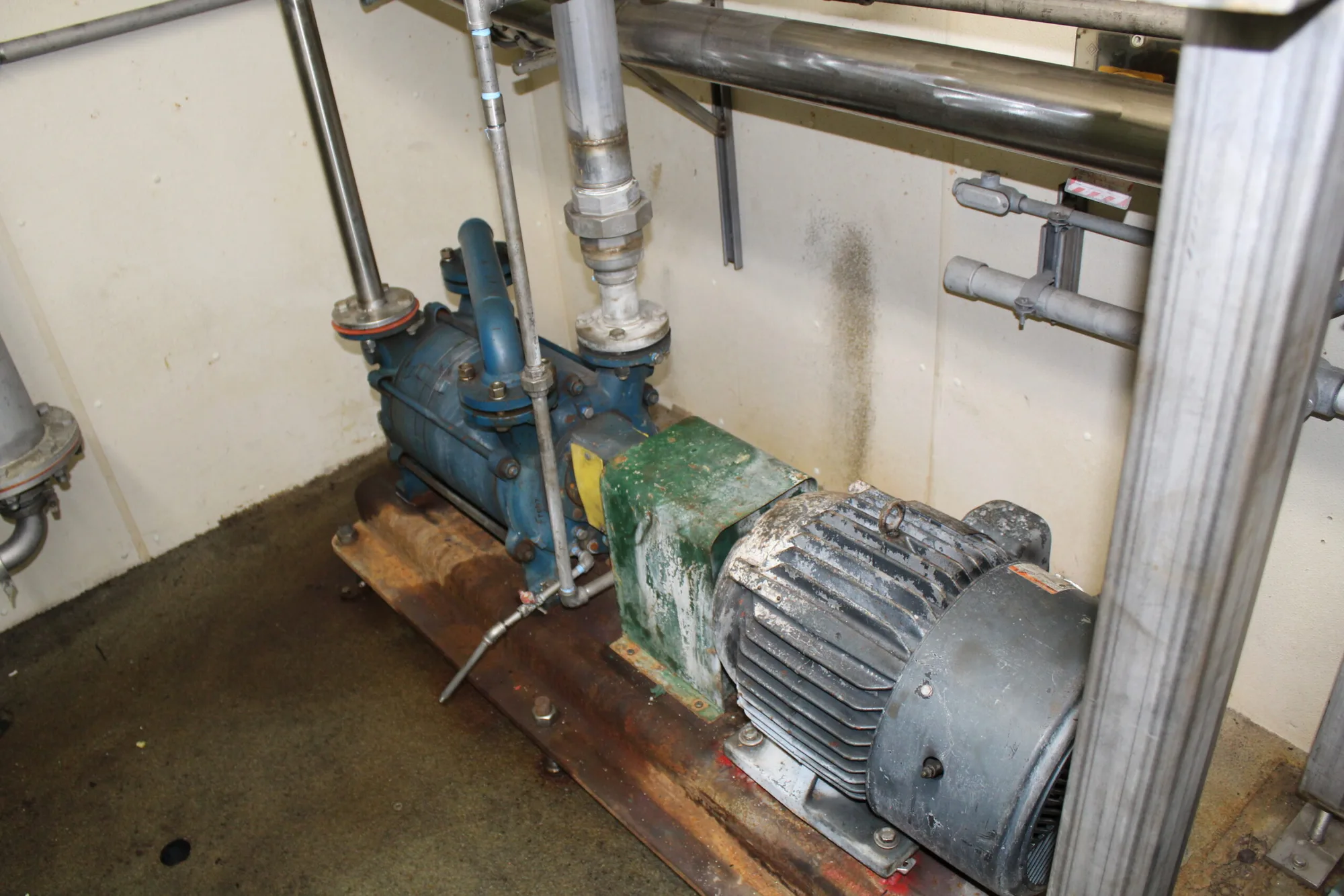 Vacuum Pump 1