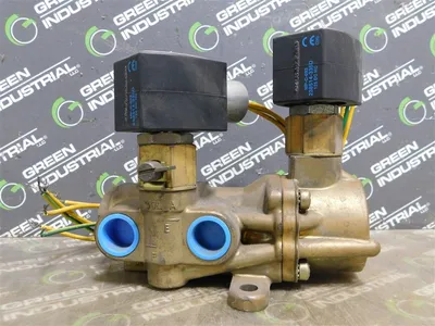 ASCO EFHC8344G82MO 4-Way Red Hat Solenoid Valve 1/2" NPT 20.6W 125 psi New