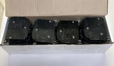 Used SQUARE D QOB120 Switchgears Ohio US | Surplus Asset Holdings #1185428