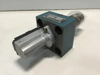 USED BOSCH 0 811 402 514