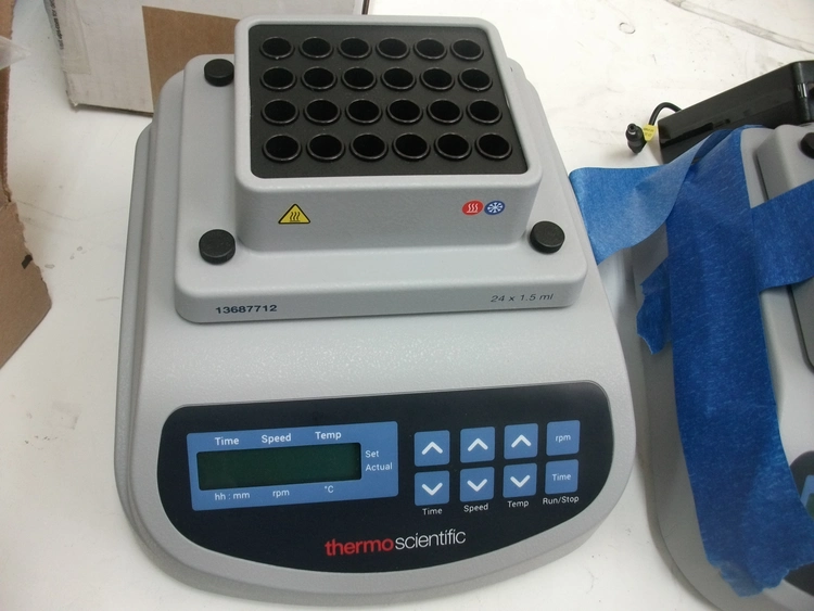 Used THERMO SCIENTIFIC _UNKNOWN_ Temperature Control and Mixing Instruments California US | Biotech Equipment Sales #1464813