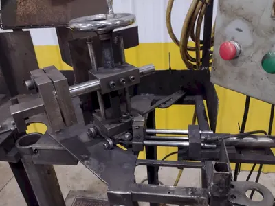 500 LB PANDJIRIS MODEL ALPHA 5-3 WELDING POSITIONER, 115 VOLT: STOCK #23360
