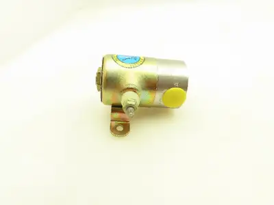 Honeywell Skinner V5C60950 Solenoid Valve 3-Way 1/4" NPT 150 PSI NC 24 VDC