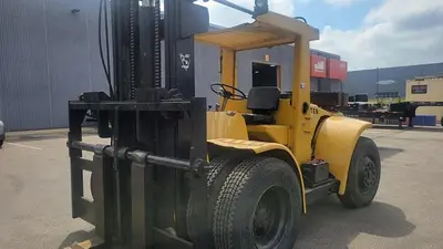 Hyster 20,000 lb Forklift