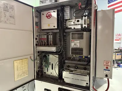 USED 2011 HAAS EC-500