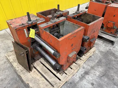 DAHLSTOM MODEL 500 ROLLFORMER HEADS / GEAR BOXES, FOR 2.5" SPINDLES: STOCK #23425
