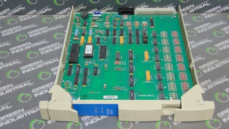 Honeywell 51304485-100 UCN Digital Input Card HDW: M FW: D Used
