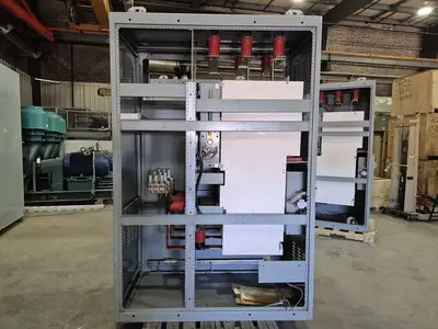 Double Fused Interrupter Switch 5 kV, 4160 Volts & Conduit Cabinet