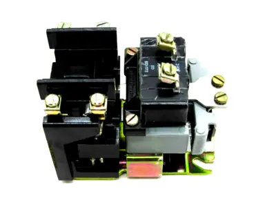 NEW GENERAL ELECTRIC CR2810A14AA2 RELAY