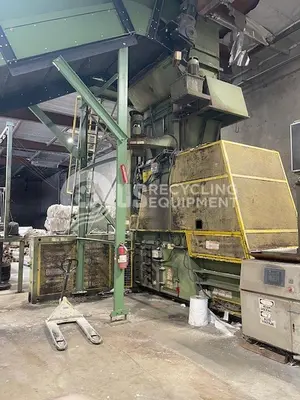 USED 1997 BOLLEGRAAF HBC-110 AUTO TIE BALER WITH HBT 1216-2000 CONVEYOR