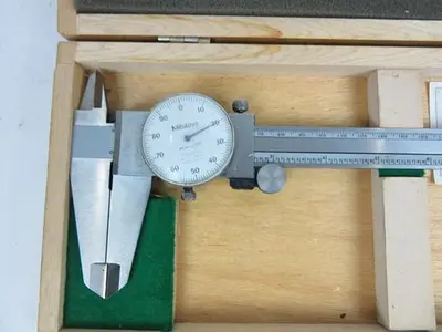 2 Mitutoyo Dial Indicator micrometer