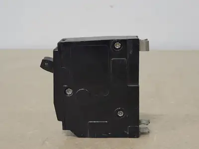 USED SQUARE D QO115