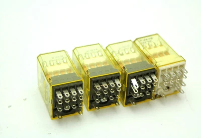 Used IDEC RY4S-U Relays & Switches California US | Davliegogo LLC #1708189