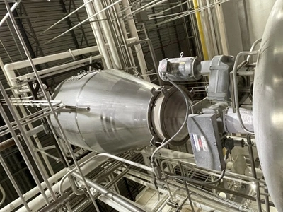Flew Weigh Corp _UNKNOWN_ Holding Tanks | Envoy Equipment LLC (2)