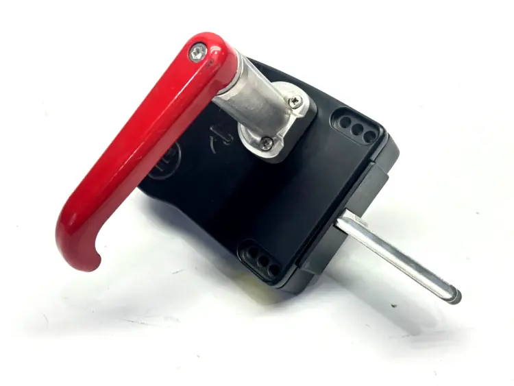 Used Fortress Interlocks proHandle Ergonomic Machine Guarding Handle Handles & Knobs Michigan US | Maverick Industrial Sales #1398195