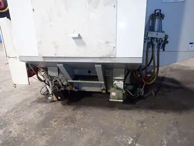 USED 2004 HAAS EC300